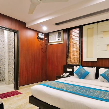 Hotel Gold Star Inn Neu-Delhi Exterior foto