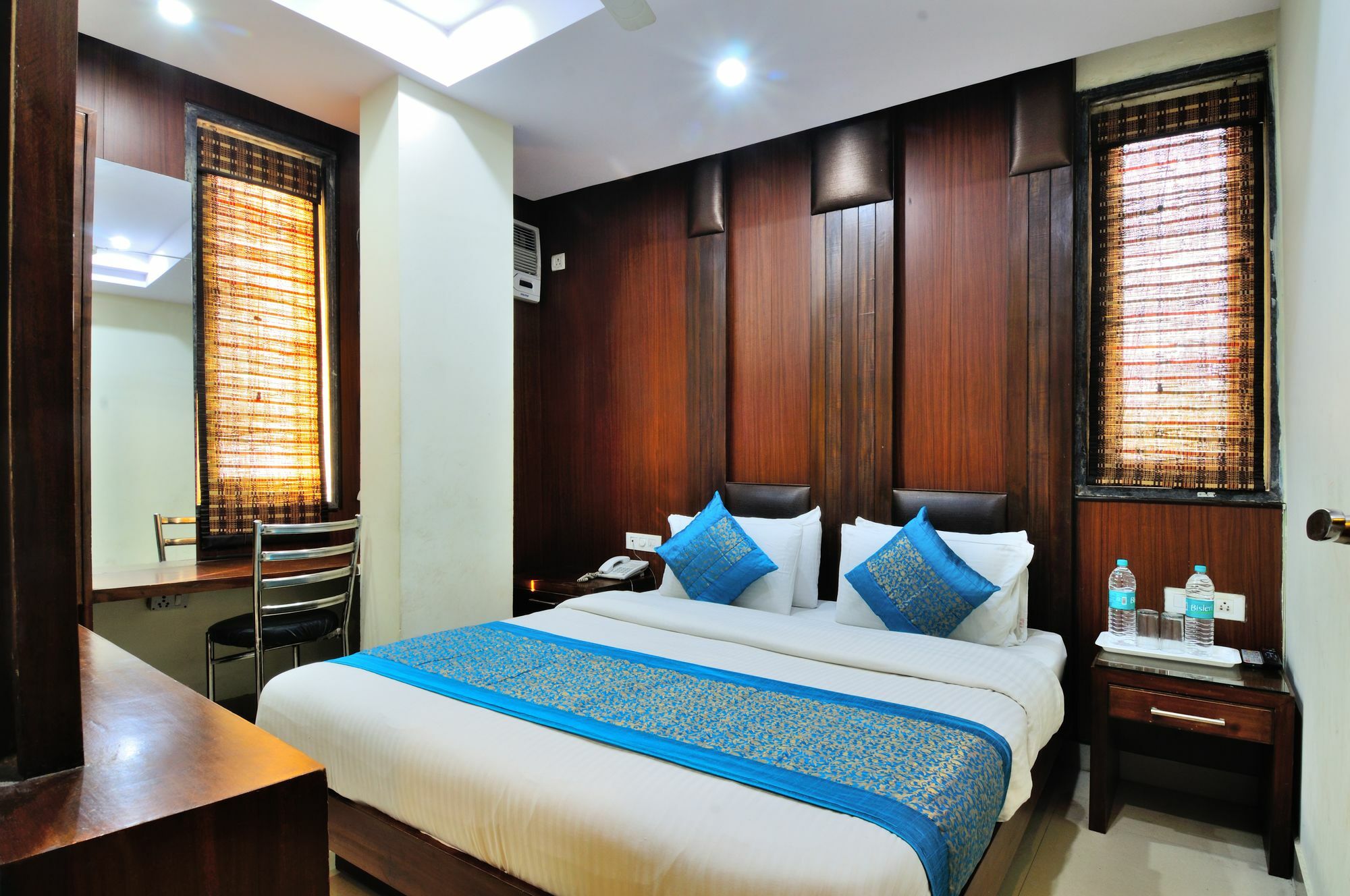 Hotel Gold Star Inn Neu-Delhi Exterior foto