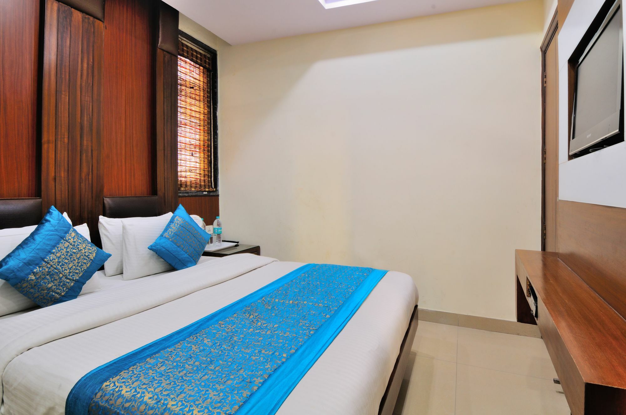 Hotel Gold Star Inn Neu-Delhi Exterior foto