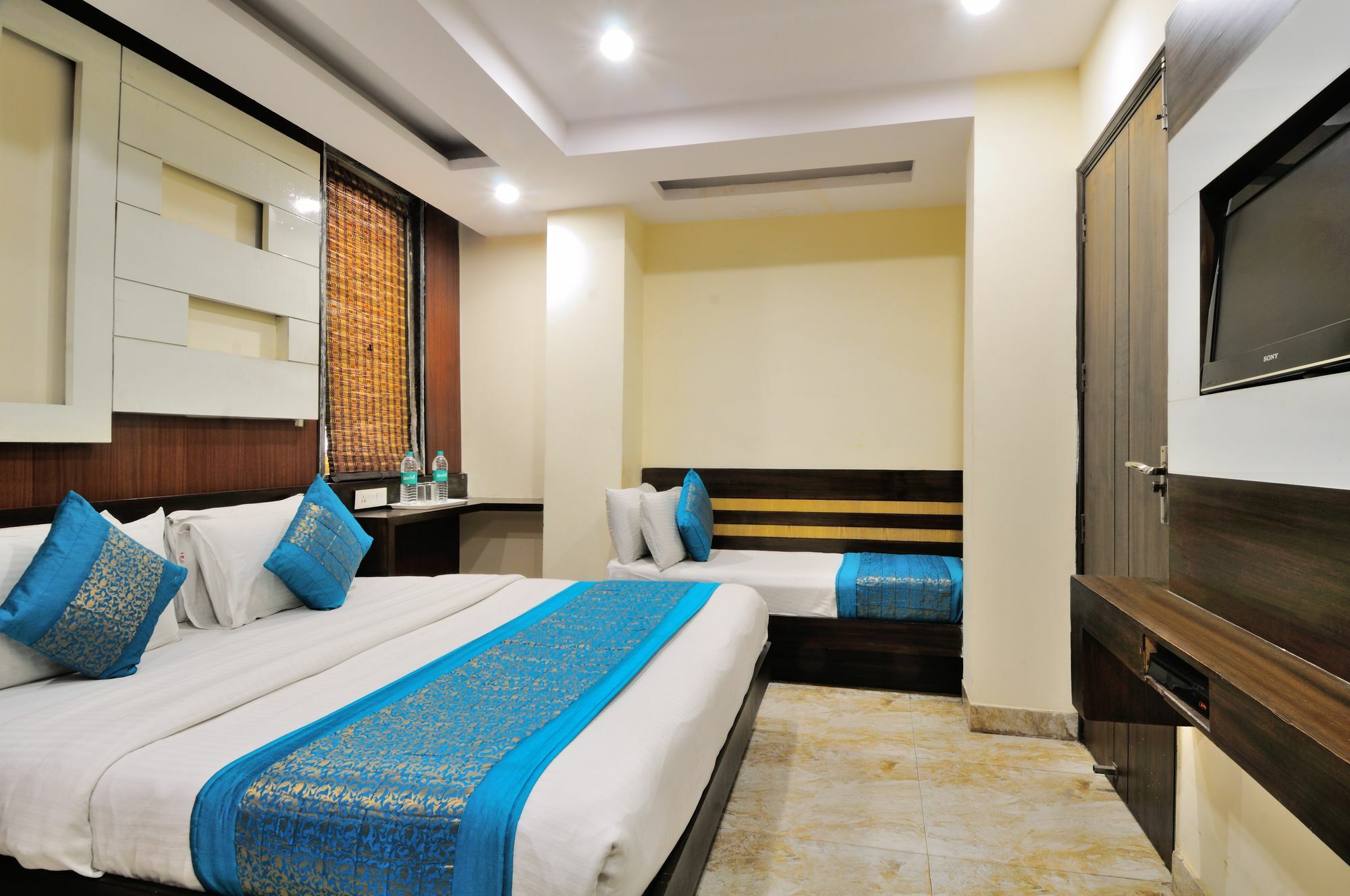 Hotel Gold Star Inn Neu-Delhi Exterior foto