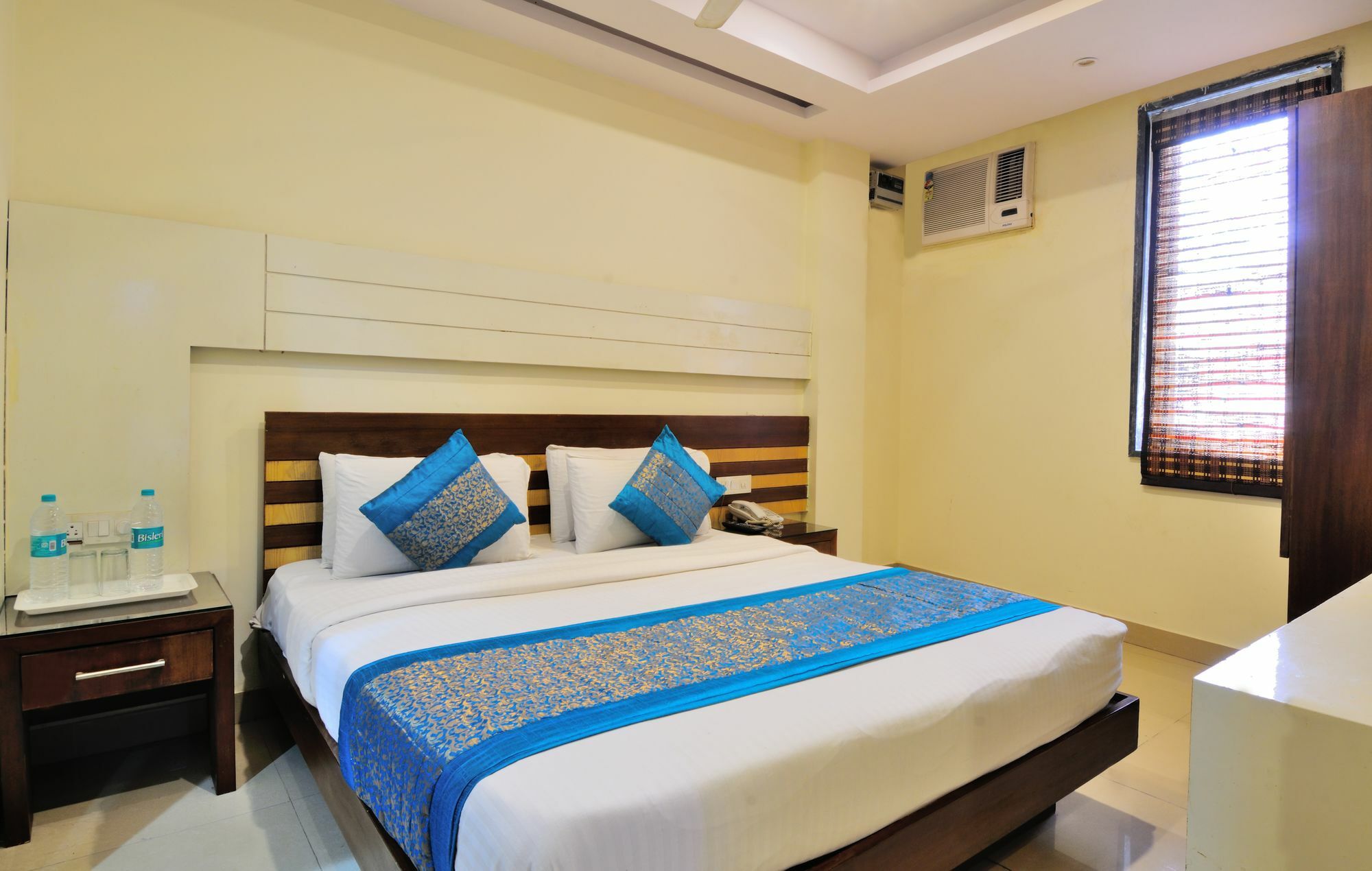 Hotel Gold Star Inn Neu-Delhi Exterior foto